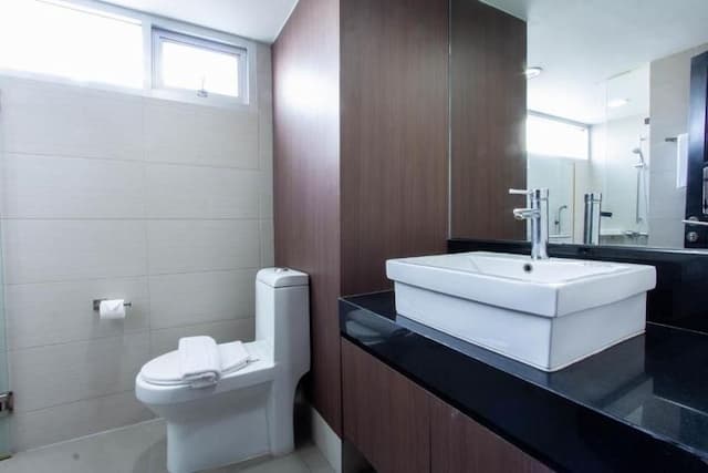 Lily Hotel Bangkok (SHA Extra Plus)-Deluxe Twin- Room only-7