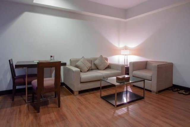 Lily Hotel Bangkok (SHA Extra Plus)-Deluxe Twin- Room only-4