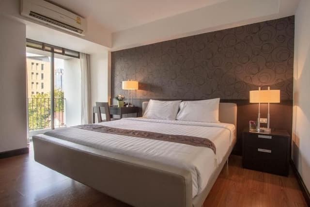 Lily Hotel Bangkok (SHA Extra Plus)-Family Suite- Room only-1