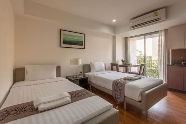 Lily Hotel Bangkok (SHA Extra Plus)-Family Suite- Room only-4