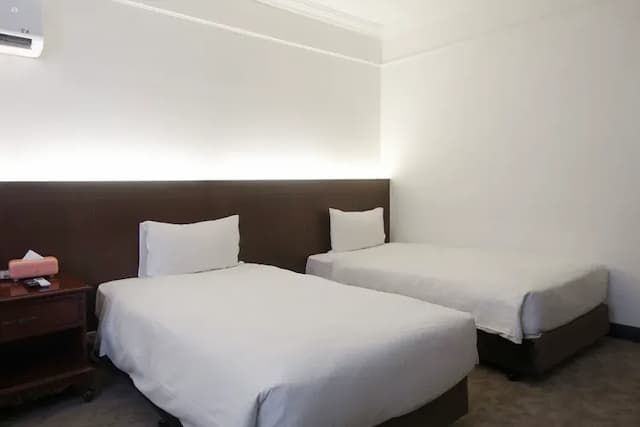 Guide Hotel Kaohsiung Liuhe-Superior Twin Room-8