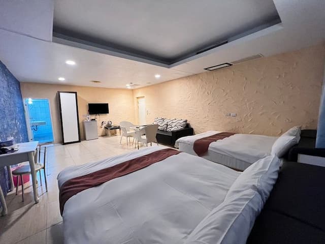 大尖山飯店 l  高CP值、絕佳地點-VIP四人房(無窗)-8