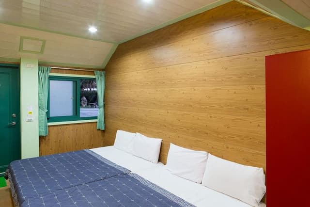 小屋標準四人房