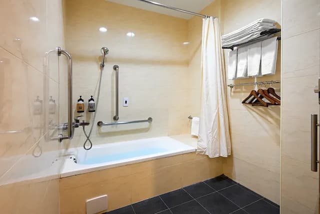 绮乐文旅-康定馆-Deluxe Quadruple-6