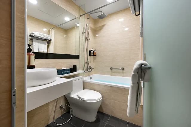 Le Room Hotel Taoyuan-Deluxe Triple (Three Single Beds)-6