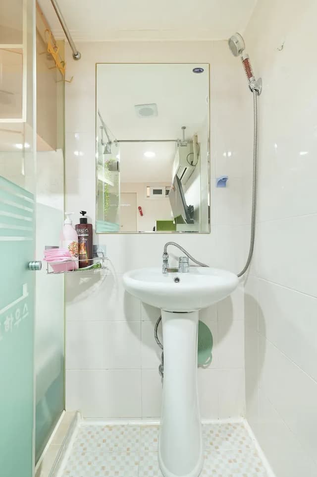 雪花ゲストハウス-エリートシングル（内窓）-7