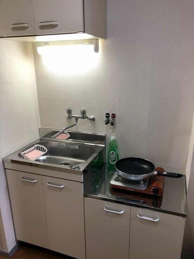 LJ Inn 102室｜太宰天神川站&蠶之社站/東映太秦映畫村步行12分/免費自行車-102室【室內擺設和床單，因更換可能會有所不同】-10