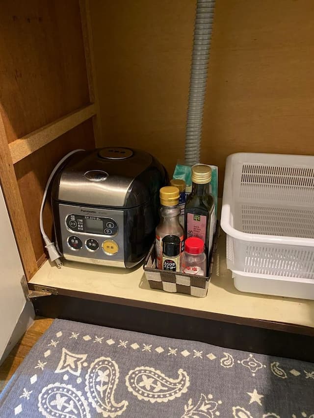 LJ Inn 202室｜太宰天神川站&蠶之社站/東映太秦映畫村步行12分/免費自行車-202室【室內擺設和床單，因更換可能會有所不同】-5