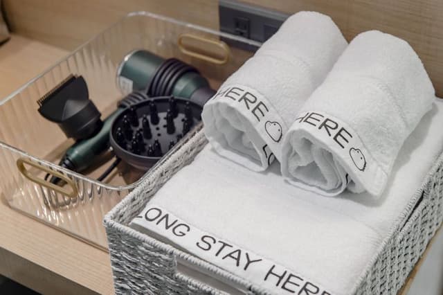 LONG STAY HERE-デラックス ダブルルーム バルコニー付-12