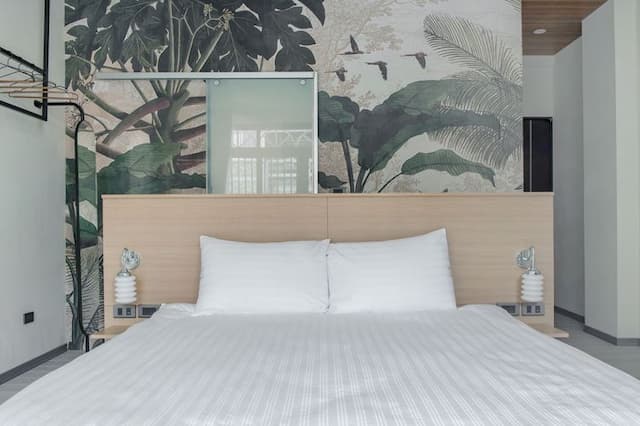 LONG STAY HERE-デラックス ダブルルーム バルコニー付-9