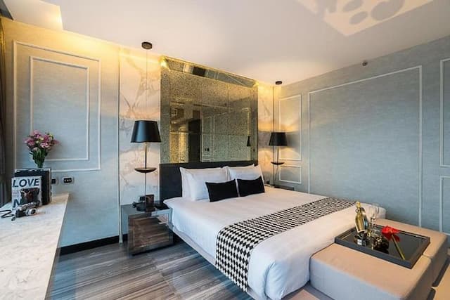 메라 마레 호텔 (Mera Mare Pattaya)-디럭스 프리미어 킹 (룸온니) 환불불가-1