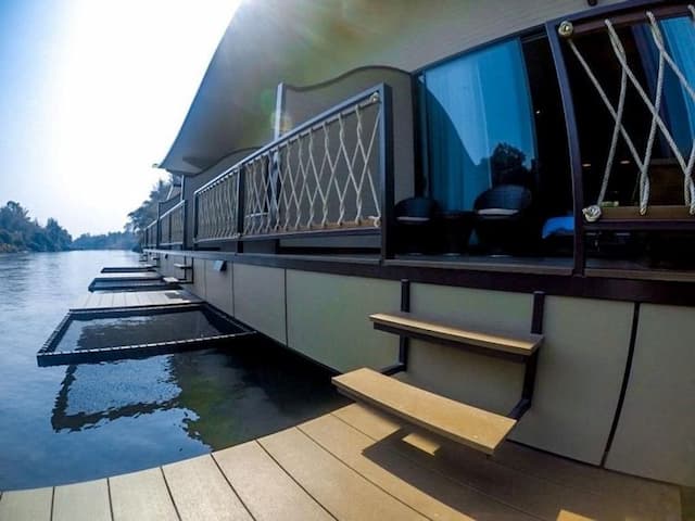 Binlha Raft Resort-豪華竹筏雙人房－附Spa浴缸 (含早餐) (Deluxe Raft Room with Spa Bath (Room with breakfast)) No refund-6