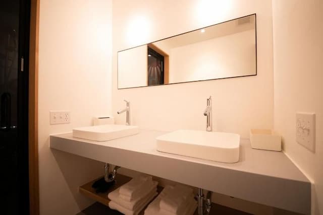 Hagi Kuranoyado Min 168-Yamaguchi | Hagi Kuranoyado Min 168 Kuranoyado, a 200-year-old seafood wholesaler, remains in Hamasaki-cho, which prospered as a port town under Hagi Castle.-6