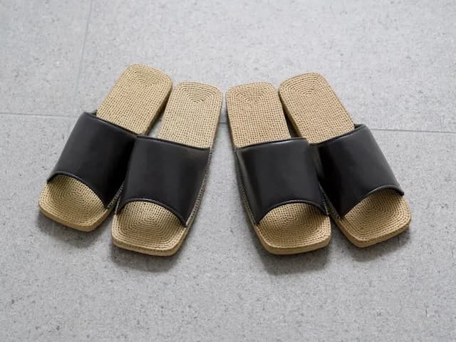 【共通備品】館内履きスリッパとしてご利用ください