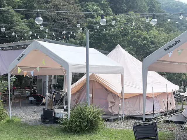 Leshan樂山環茶｜懶人露營附冷氣、星空電影、2-14人民宿包區、營火派對-【懶人露營】四人神殿帳-4