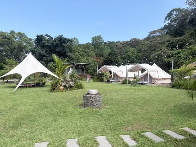 Leshan樂山環茶｜懶人露營附冷氣、星空電影、2-14人民宿包區、營火派對-【懶人露營】四人神殿帳-3