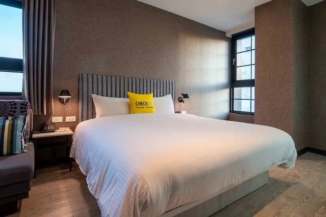 雀客旅館台中自由-雀緻雙人客房-6