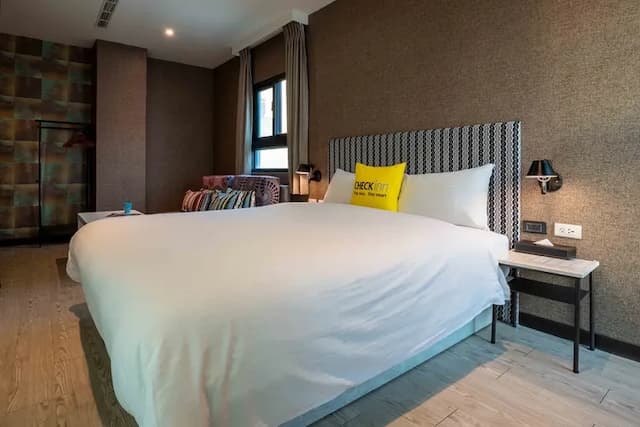 雀客旅館台中自由-雀緻雙人客房-9