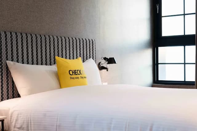 雀客旅館台中自由-雀緻雙人客房-8