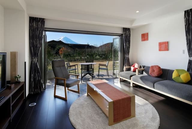 河口湖城市渡假村｜近河口湖音樂與森之美術館/方便至河口淺間神社-新館: 櫻花【私人庭園+湖景+山景】-4