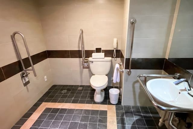 Guide Hotel Hsinchu Zhongyang-Accessible Twin Room-4