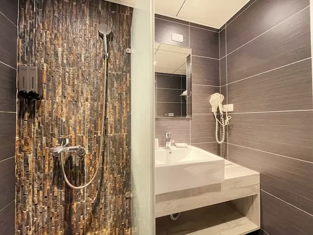 Finders Hotel Hualien Da-Tong-Superior Double Room-6