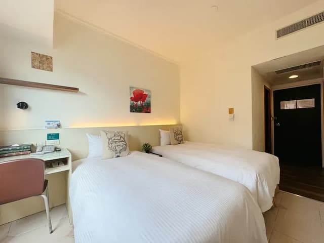 Finders Hotel Hualien Da-Tong-Superior Twin Room-4