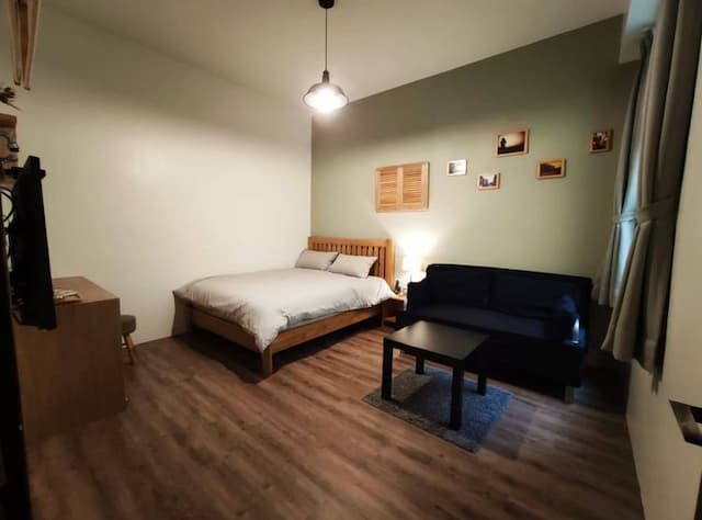 鐵街民宿｜鄰近赤崁樓、台南火車站-鐵二雙人房-1