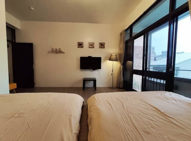 鐵街民宿｜鄰近赤崁樓、台南火車站-鐵FOUR四人房-9