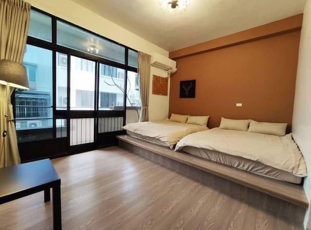 鐵街民宿｜鄰近赤崁樓、台南火車站-鐵FOUR四人房-8