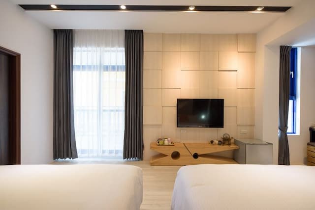 澎湖藍海天晴民宿 l 近山水沙灘-燈塔陽台四人房-2