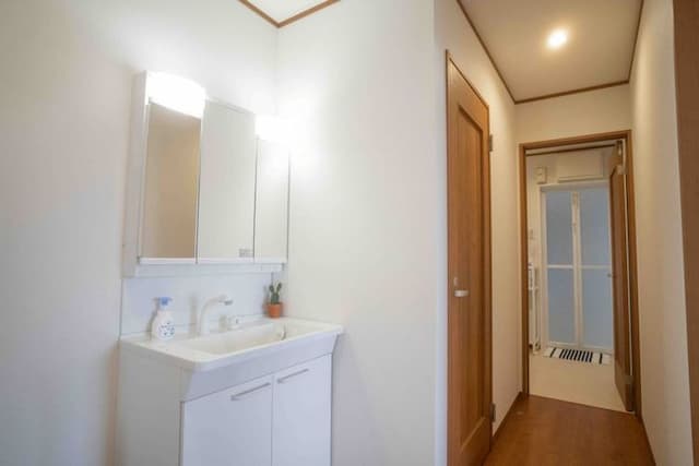 White Terrace D seaview terrace Private house/ 5 room 2 bath full kitchen living room NETFLIX/BBQ/MAX 10 ppl/English OK-SEA VIEW 5Room balcony with BBQ grill up to 10ppl-14