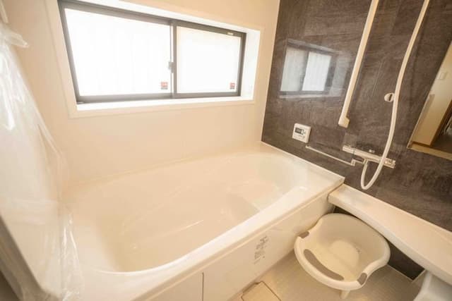 White Terrace D seaview terrace Private house/ 5 room 2 bath full kitchen living room NETFLIX/BBQ/MAX 10 ppl/English OK-SEA VIEW 5Room balcony with BBQ grill up to 10ppl-9