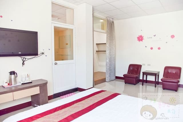 房間室內02(浴室門玻璃已有遮蔽)