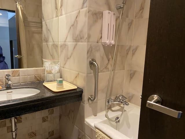 Guide Hotel Kaohsiung Liuhe-Deluxe Triple Room-3