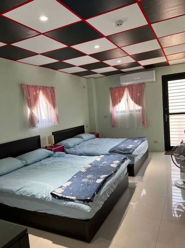 Taipei Homestay-Deluxe Quadruple Room with Sea View-3