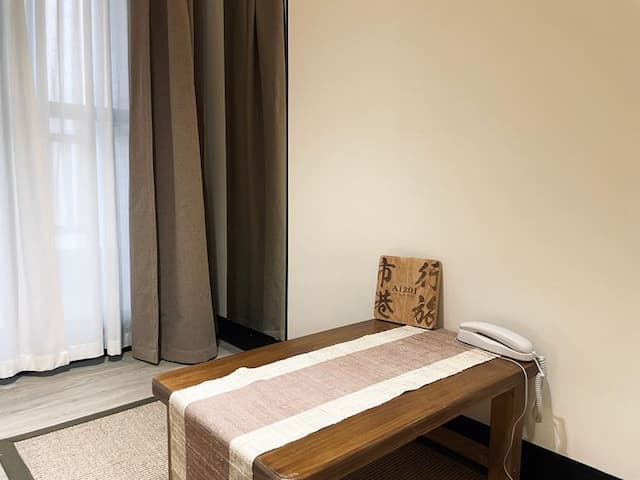 市港行旅-日式小型劇院雙人房-6