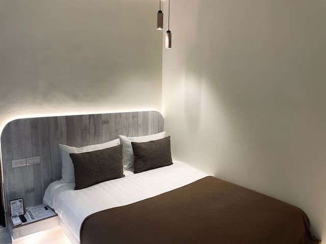 市港行旅-日式小型劇院雙人房-5