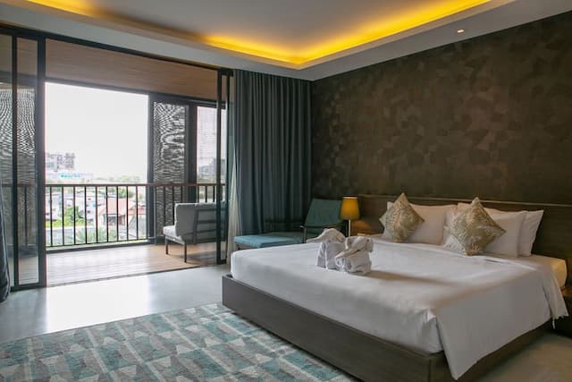 The Silver Palm Wellness Resort-Silver Palm Deluxe Double (Room only)-4