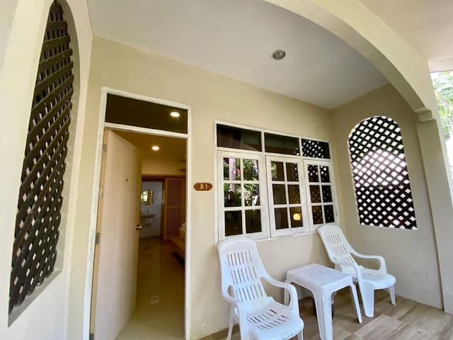 Garden Home Kata-Deluxe Double Bed-7