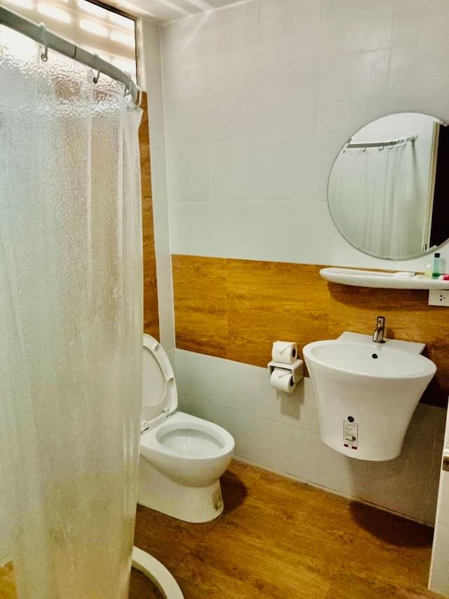 Garden Home Kata-Deluxe Double Bed-4