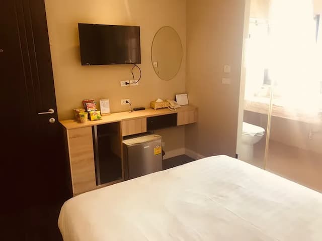 THE STAR OF SATHON-Standard double room-11