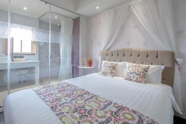 THE STAR OF SATHON-Standard double room-1