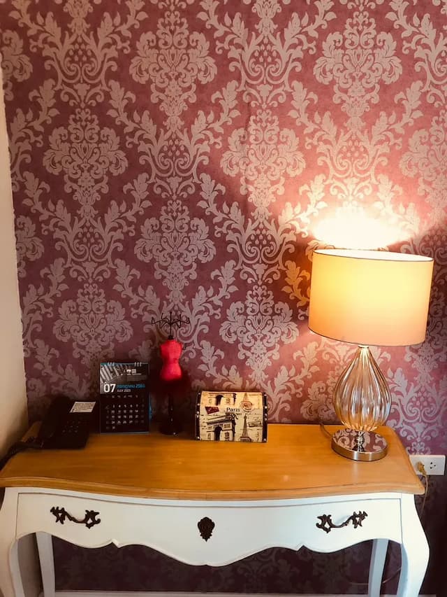 THE STAR OF SATHON-Premier Queen Room-11