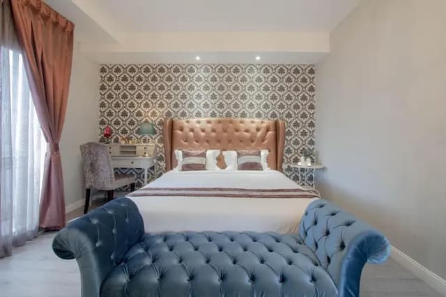 THE STAR OF SATHON-Premier Queen Room-2