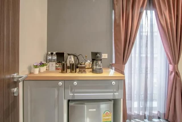 THE STAR OF SATHON-Premier Queen Room-4