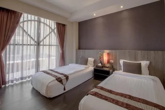 THE STAR OF SATHON-Japanese Family Room-1