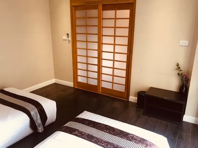 THE STAR OF SATHON-Japanese Family Room-8