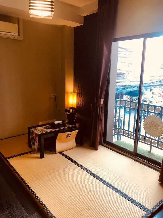 THE STAR OF SATHON-Japanese Family Room-10