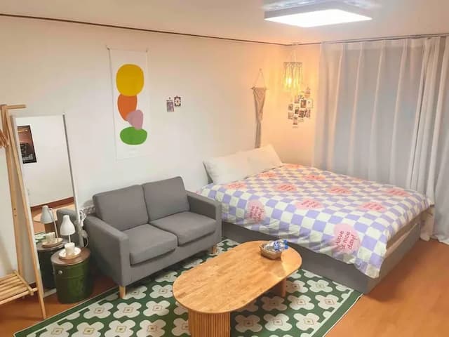 Yangjae Forestay#1 2 mins to bus stop-2-3 people stay-2